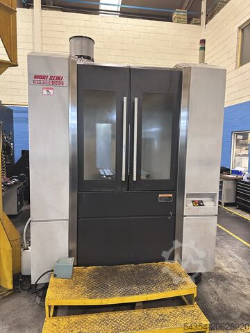 Twin Pallet Horizontal Machining Centre Mori Seiki NH5000/40 DCG