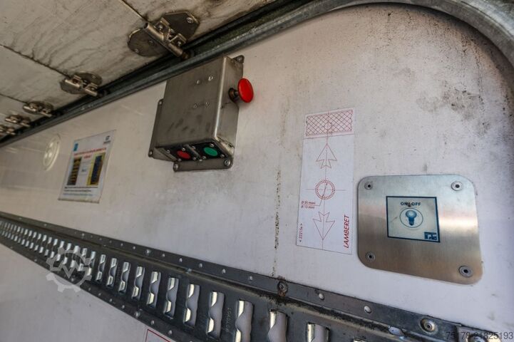 Refrigerated/freezer transport RENAULT D10 210 DXI // FRIGO CARRIER SUPRA 750+HAYON