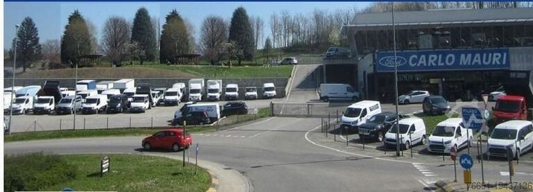 High top van Ford VASTO PARCO USATO VEICOLI COMMERCIALI