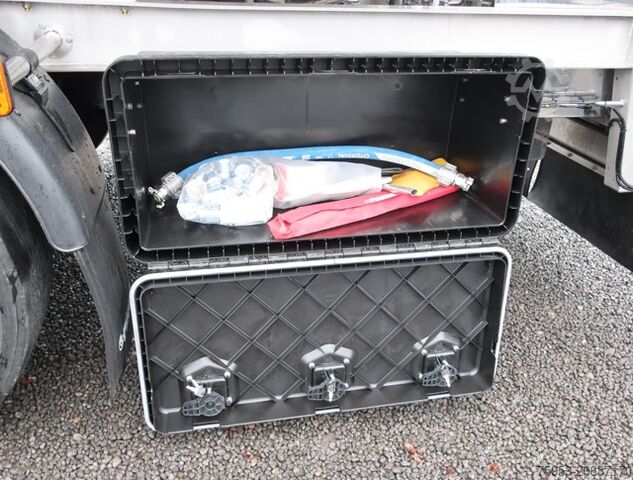 Tankauflieger Magyar 3 Kammer Lebensmitteltank Heizung Drucktank 32 m³