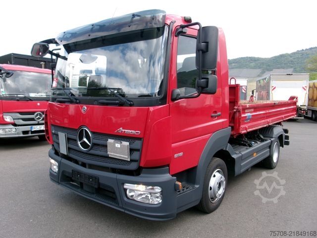 Three-way tipper van MERCEDES-BENZ 818 Atego*3Seit-Kipper*2x AHK*3.Sitz*Autom*Klima