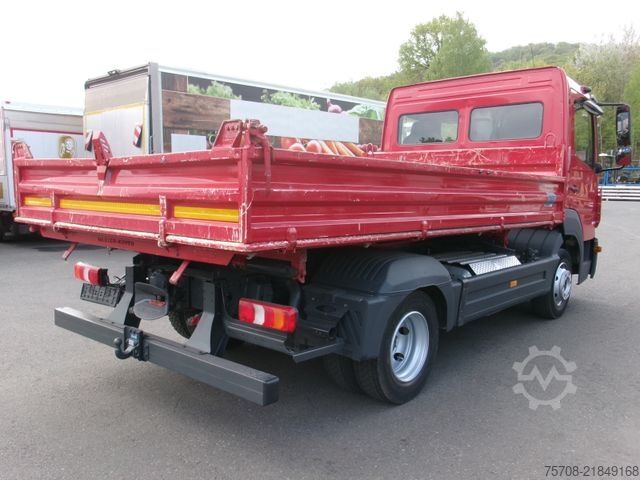Three-way tipper van MERCEDES-BENZ 818 Atego*3Seit-Kipper*2x AHK*3.Sitz*Autom*Klima