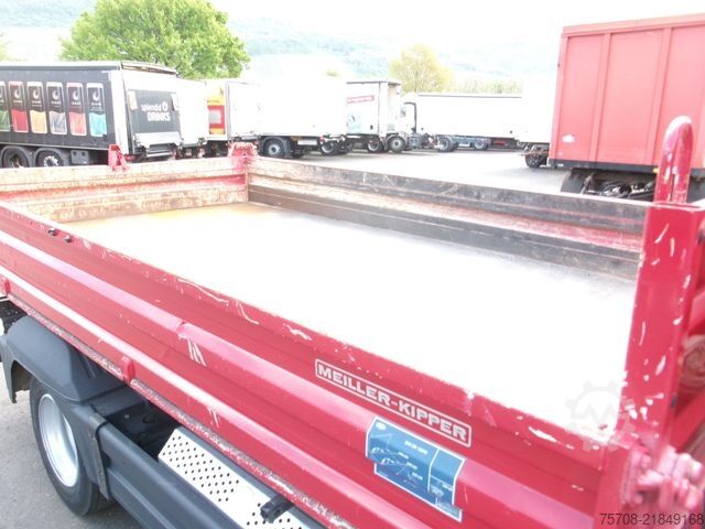 Three-way tipper van MERCEDES-BENZ 818 Atego*3Seit-Kipper*2x AHK*3.Sitz*Autom*Klima