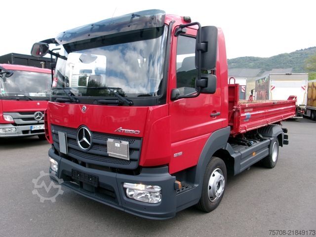 Three-way tipper van MERCEDES-BENZ 818 Atego*3Seit-Kipper*2x AHK*3.Sitz*Autom*Klima