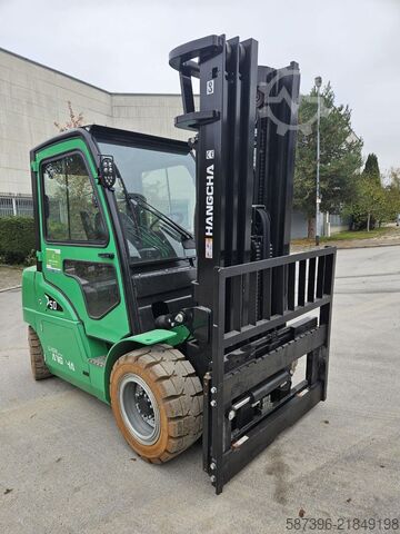 Electric 4-wheel forklift Hangcha CPD50-XD6-SI28