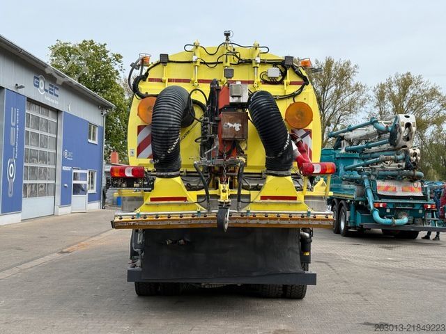Road sweeper MERCEDES-BENZ 1836 Kehrmaschine Nothhelfer Kobit K8