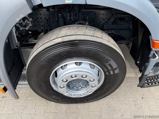 Road sweeper MERCEDES-BENZ 1836 Kehrmaschine Nothhelfer Kobit K8