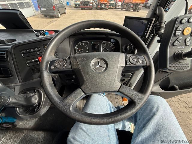 Road sweeper MERCEDES-BENZ ATEGO 1323 Kehrmaschine Bucher Cityfant 6000