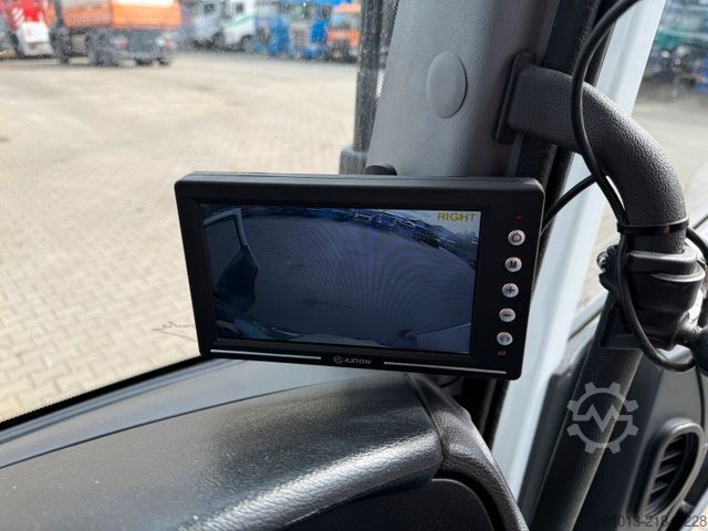 Road sweeper MERCEDES-BENZ ATEGO 1323 Kehrmaschine Bucher Cityfant 6000