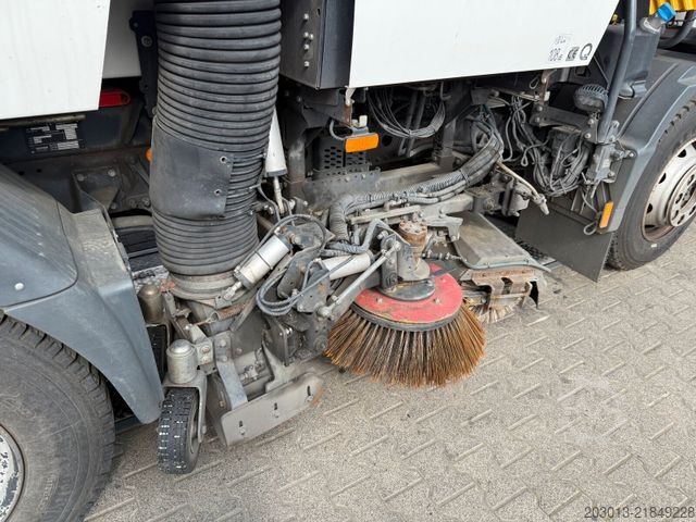 Road sweeper MERCEDES-BENZ ATEGO 1323 Kehrmaschine Bucher Cityfant 6000