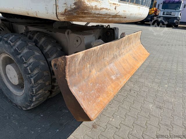 Mobile excavator LIEBHERR A 904 C Litronic Mobilbagger *14.296h