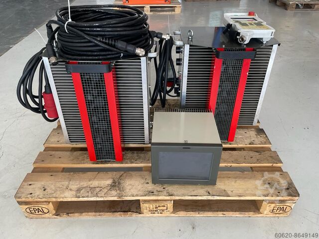 Industrial robot Motoman /SKS HP20 Roboter; DX100 Steuerung; SKS LSQ5