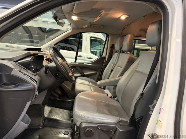 Minibus FORD Transit Tourneo Custom