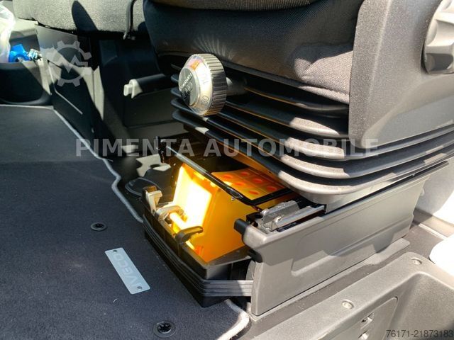 Refrigerator body van IVECO Daily 70C18A8P AUT LUF TK 2,46m BR LED KLIMA NAV
