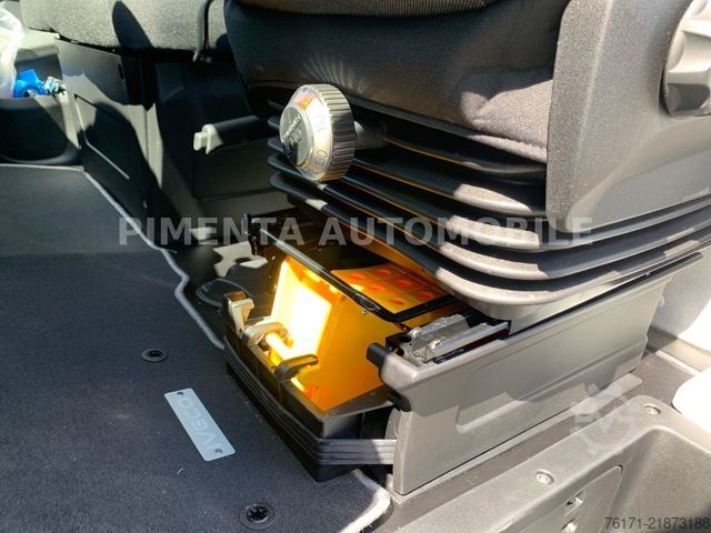 Refrigerator body van IVECO Daily 70C18A8P TK AUT LUFTF V500X FALT-LBW LED