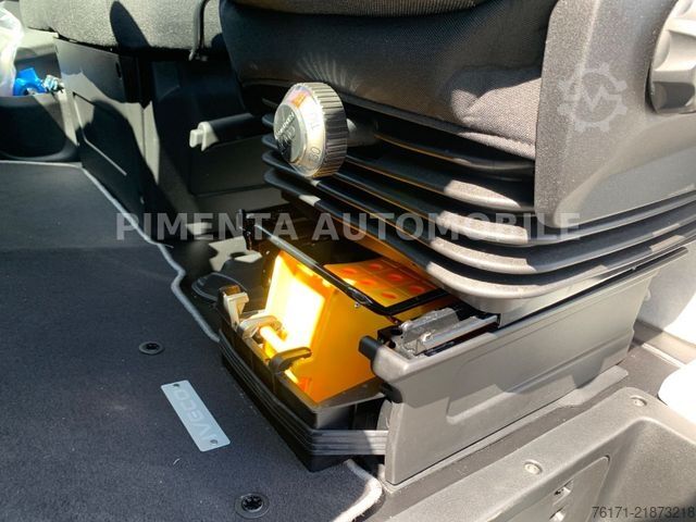 Refrigerator body van IVECO Daily 70C18A8P TK AUT LUF TRENNWAND THER LBW LED