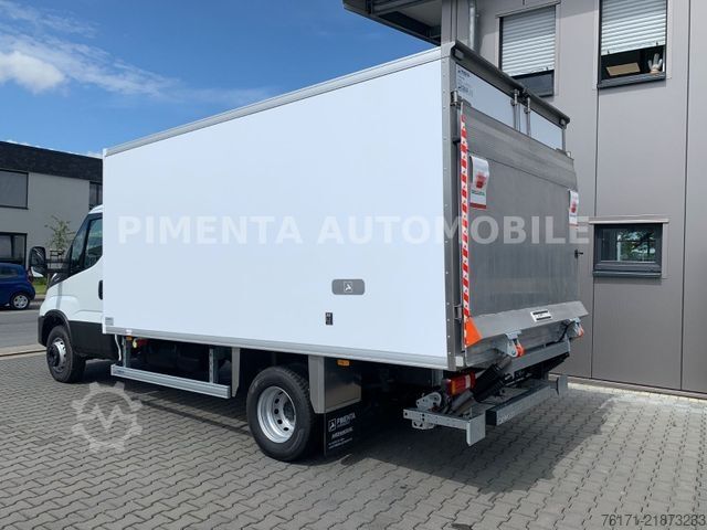 Refrigerator body van IVECO Daily 70C18A8P TK AUT LUFTFED HÖHE 2,95m AIRPORT