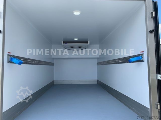 Refrigerator body van IVECO Daily 70C18A8P TK AUT LUFTFED HÖHE 2,95m AIRPORT