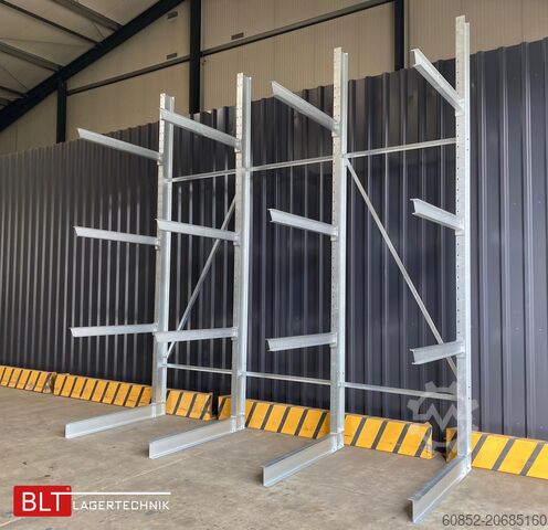 Kragarmregal ca. 4,16 lfm. Kragarmregal H: 416 cm T: 137 cm , 500kg/Arm , 4 Lagerebenen