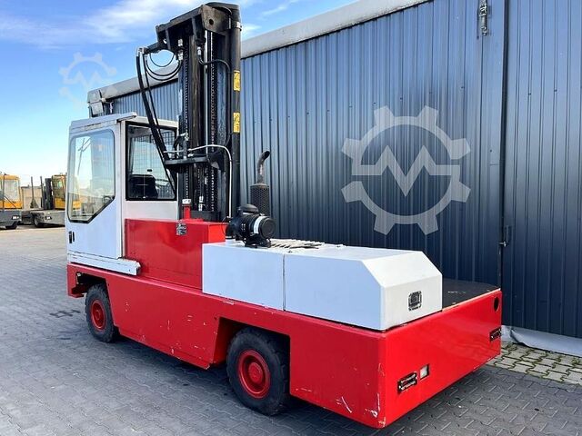 Side loader forklift B-P Battioni e Pagani HT5KU