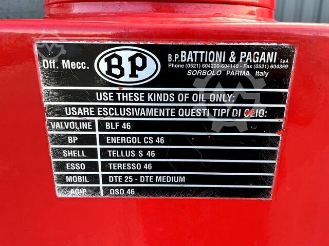 Side loader forklift B-P Battioni e Pagani HT5KU