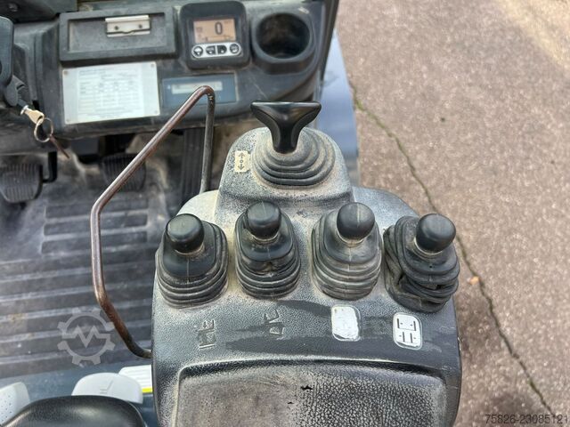 Frontstapler TOYOTA Tonero 02-8FGF25*2,5T*Zinkverstell*3 Meter*2019*