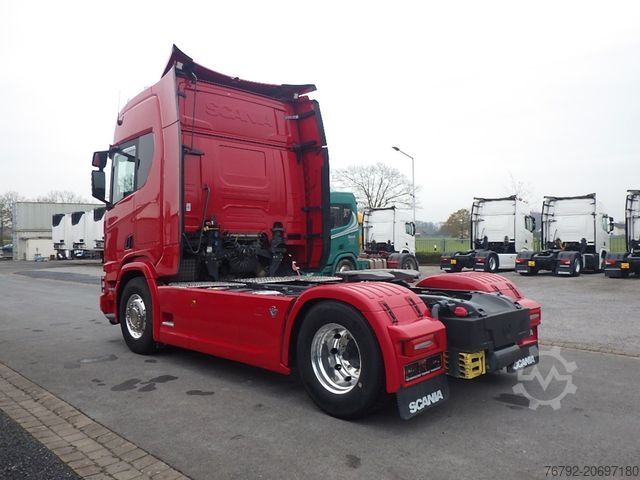 Standard tractor unit SCANIA R 660 B Highline/Ret./Hydr./ALCOA/Leder/Vollluft