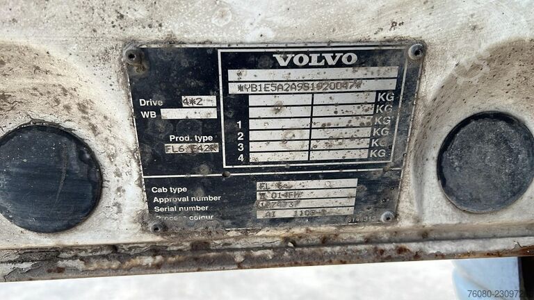 Volvo FL 6-18 (MANUAL PUMP / FULL STEEL / LAMES / 11000 LITER) EL25522 Volvo FL 6-18 (MANUAL PUMP / FULL STEEL / LAMES / 110...