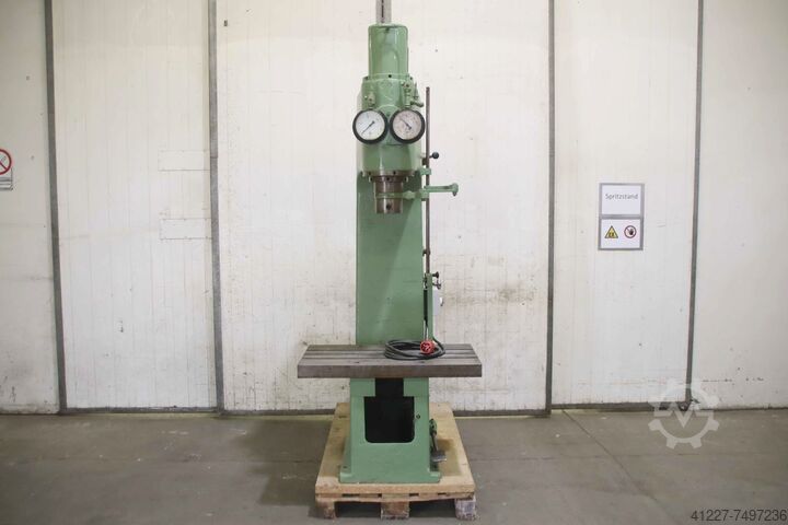 Hydraulikpresse 15 to Müller HEP15