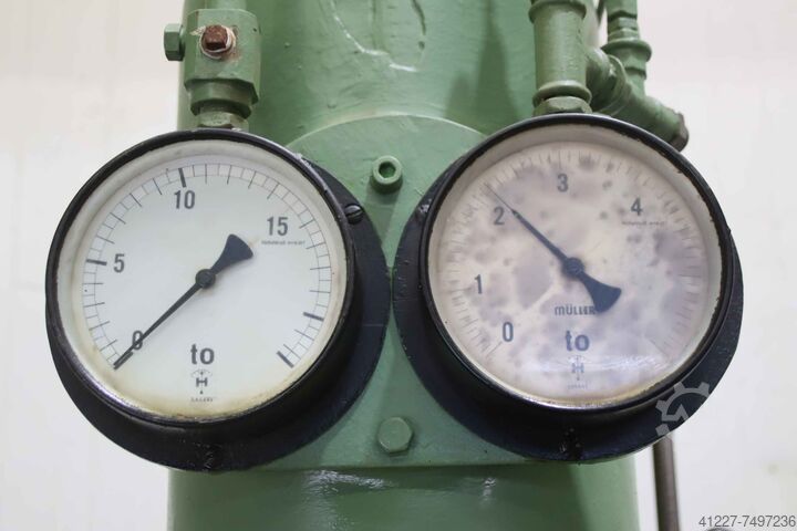 Hydraulikpresse 15 to Müller HEP15