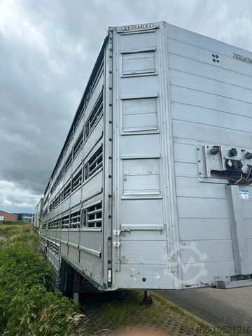 Viehtransporter Auflieger PEZZIOLI SBA 31 Tiertransporter