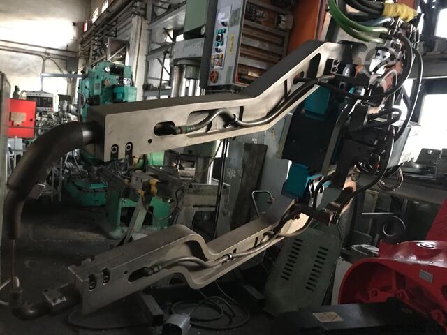Industrial robot Comau Smart NH3-210-3.1-SH