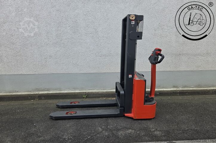 Manual stacker Linde ML 10