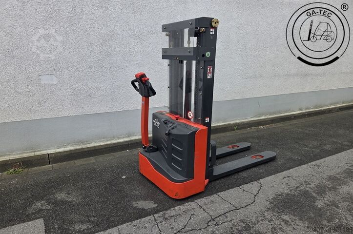 Manual stacker Linde ML 10