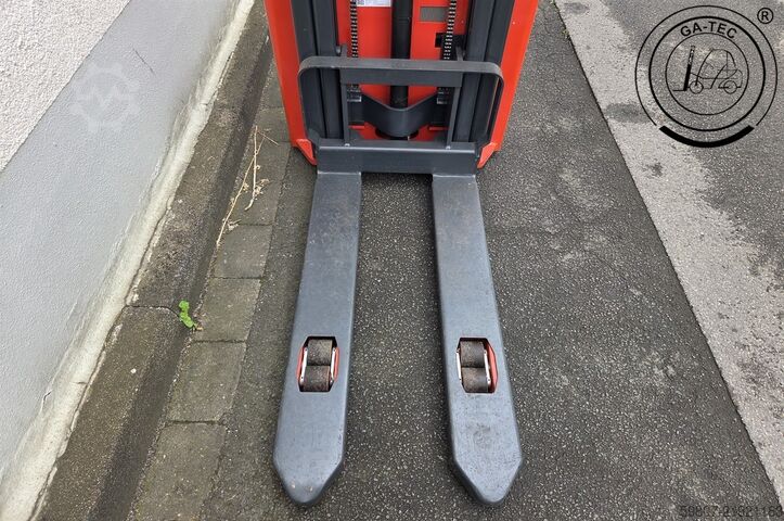 Manual stacker Linde ML 10