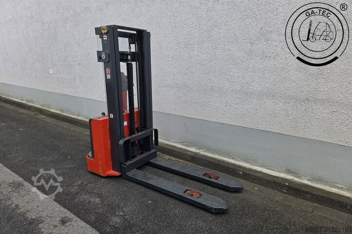 Manual stacker Linde ML 10