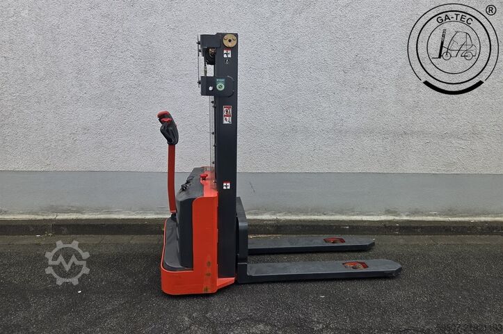 Manual stacker Linde ML 10