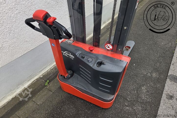 Manual stacker Linde ML 10