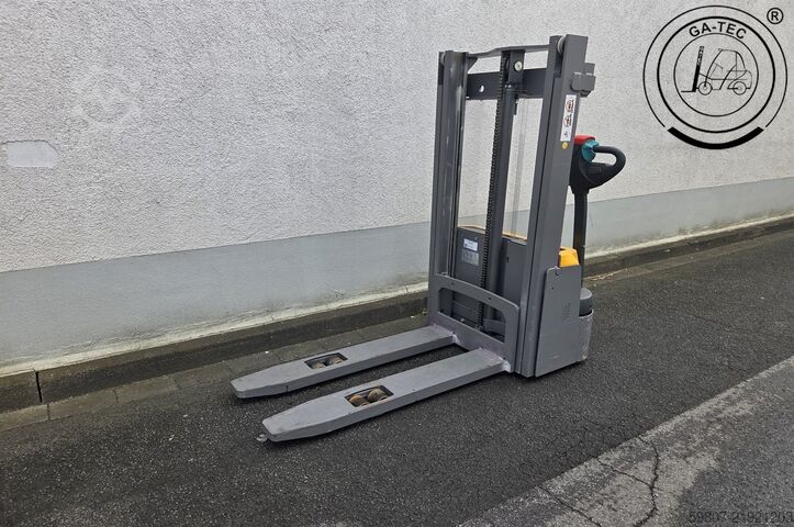 Manual stacker Jungheinrich EJCM10