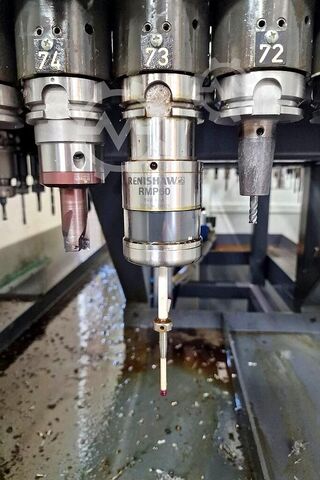 Vertical machining center / tool changer with 80 positions Matec 30 L