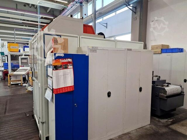 Vertical machining center / tool changer with 80 positions Matec 30 L