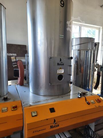 Plastic silos, 12 units, for 2000 EUR Motan Silos