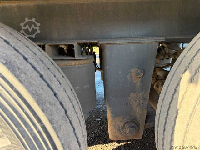 Open trailer with tarp  ZANDT TANDEM EDSCHA