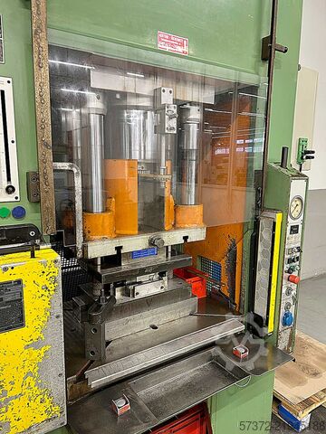 Single Column Hydraulic Press Hans Schoen UTE-B