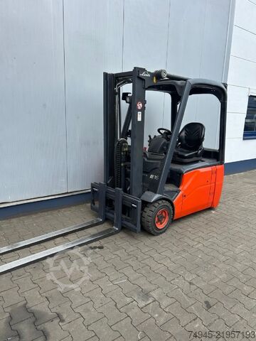Electric 3-wheel forklift Linde E16-01