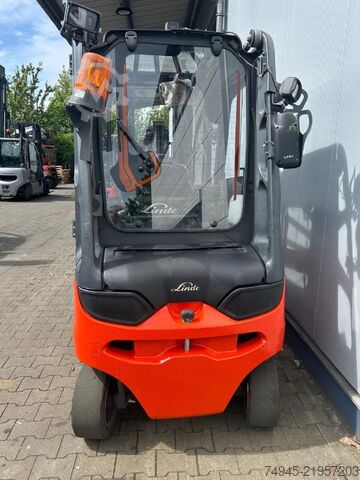 Electric 4-wheel forklift Linde E20-01 EVO
