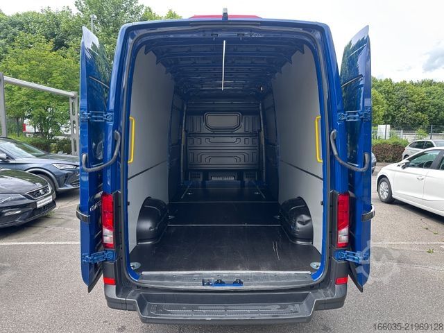 High top van VOLKSWAGEN Crafter Kasten 35 L4H3 2x Schiebetüren LED