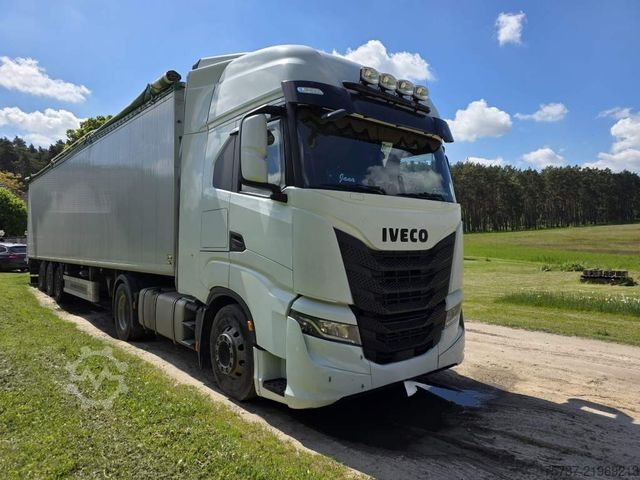 Standard tractor unit IVECO Stralis 480 S-Way, 2 Kreishydr.,Wartungsvertrag