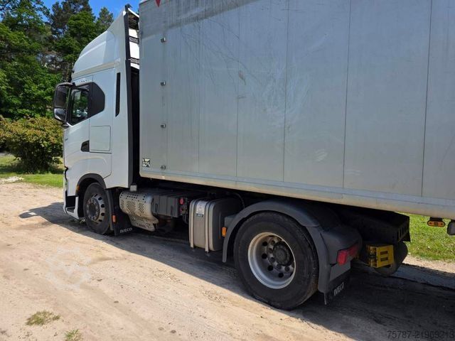 Standard tractor unit IVECO Stralis 480 S-Way, 2 Kreishydr.,Wartungsvertrag