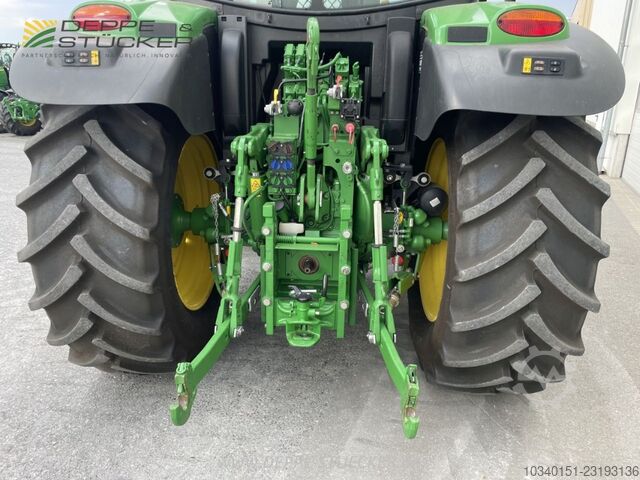 John Deere 6R 110 John Deere 6R 110